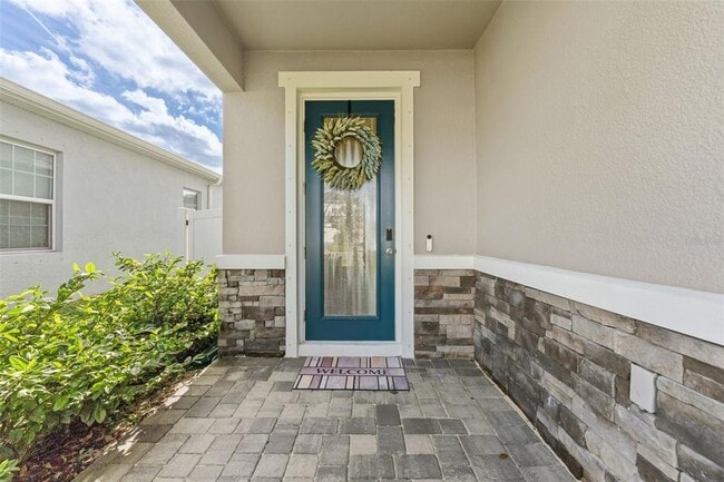 Building Photo - 14031 Crimson Ave