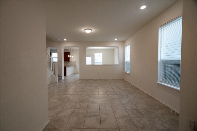 Building Photo - 6412 Carriage Pines Dr