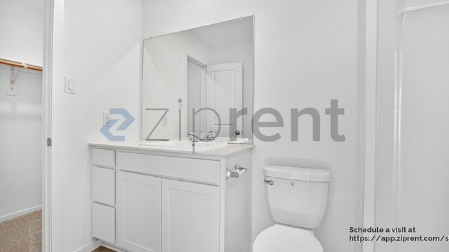 Building Photo - 26911 Dalmatian Bellflower Dr