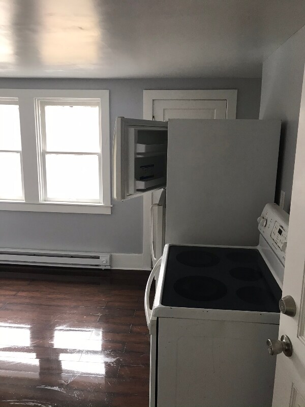 Building Photo - 626 Cemetery Ave