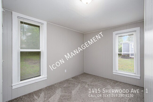 Building Photo - 1415 Sherwood Ave