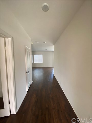 Building Photo - 4887 Prairie Run Rd
