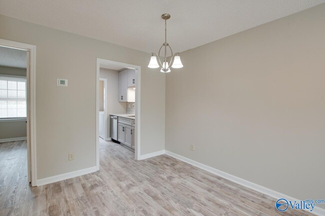Building Photo - 8146 Oldfield Rd SW