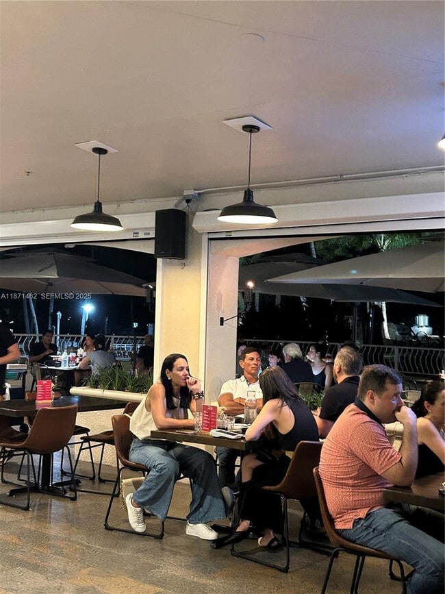 Building Photo - 11186 NW 73rd Terrace