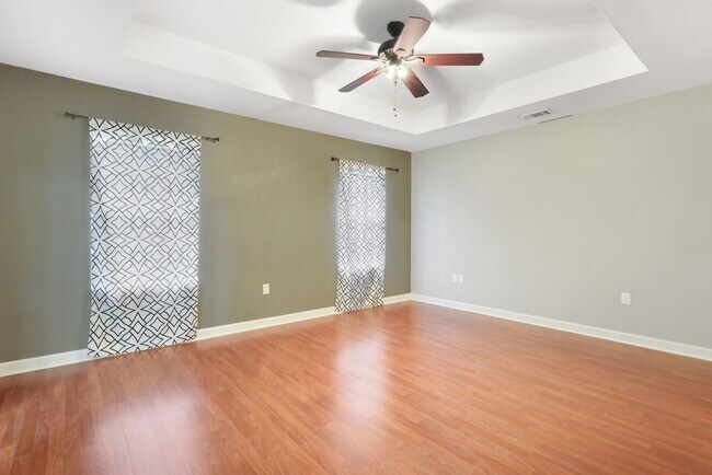 Building Photo - 712 S 6th St