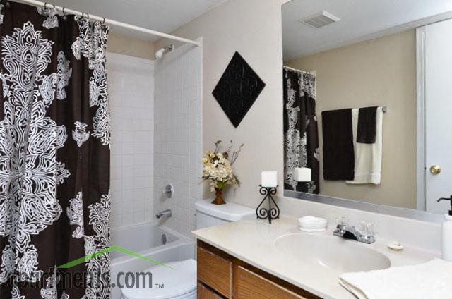 Bathroom - Nichols Square