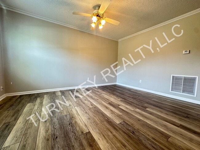 Building Photo - Townhome for rent in Grayson Valley