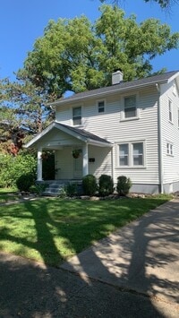 Building Photo - 211 Hadley Ave