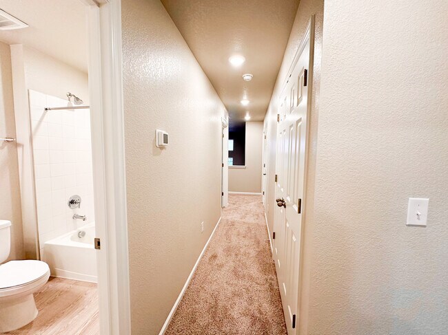 Building Photo - 13866 Vispo Way