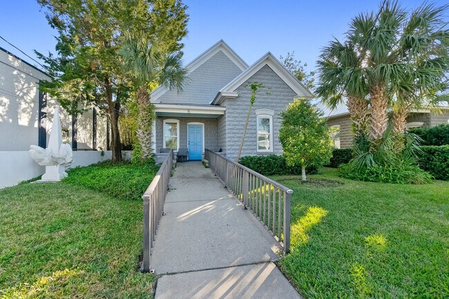 Building Photo - 15 Old Mission Ave