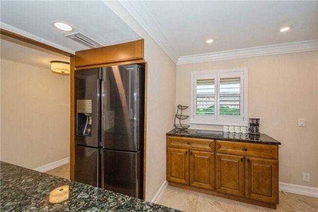 Building Photo - 6000 NW 2nd Ave