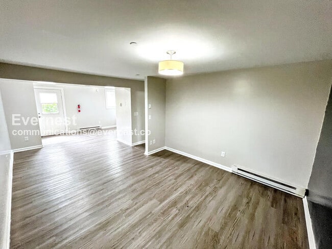 Building Photo - 210 Lower Consol Rd NW