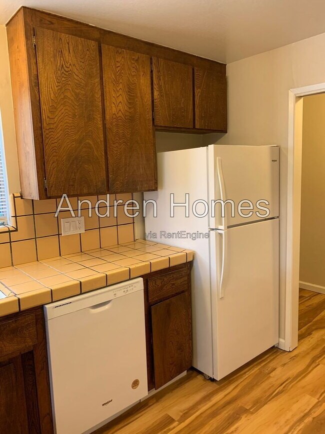 Building Photo - 150 Sea Ridge Ct