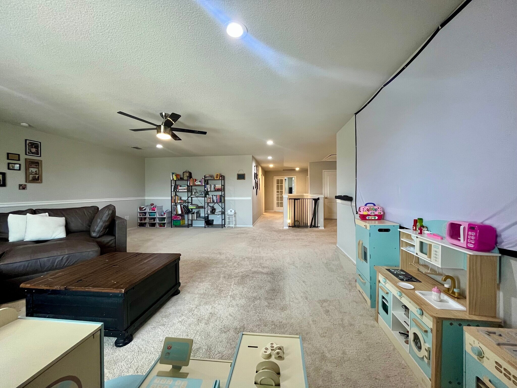 Building Photo - 2432 Whispering Pines Dr