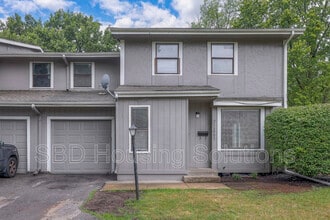 Building Photo - 13903 Falkirk Cir