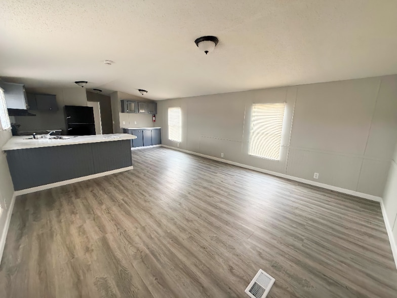 Building Photo - 4916 Brown Station Rd