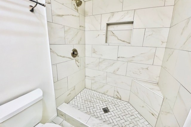 Master Bathroom - 6515 Green Valley Cir