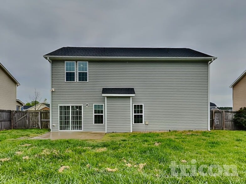 Building Photo - 239 Grovemere Ln