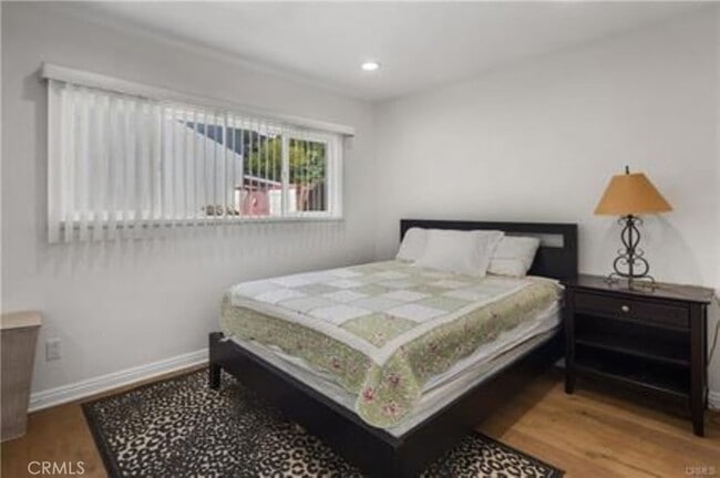 Building Photo - 22335 Kittridge St