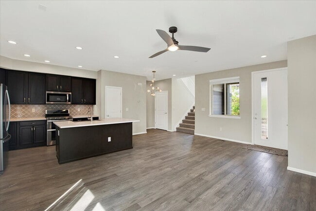 Building Photo - 9318 E 58th Dr