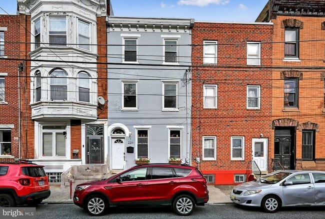 Building Photo - 2211 N Howard St