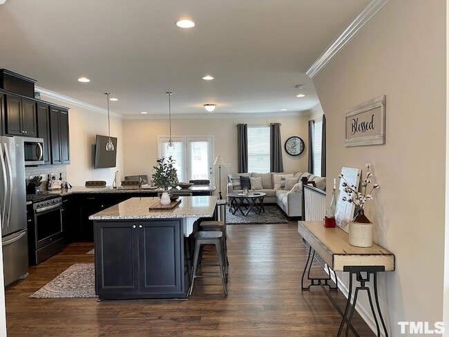 Building Photo - 1116 Finch Ct