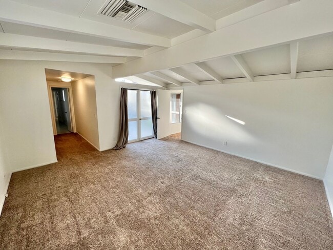 Building Photo - 3063 Volk Ave