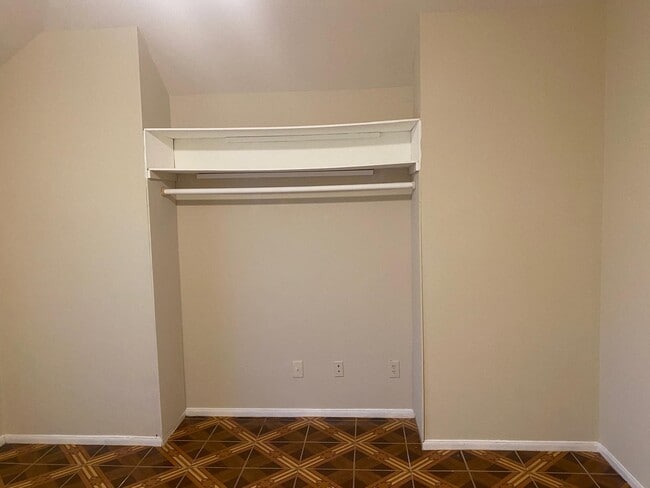 Building Photo - 4026 Clayton Bend Ct