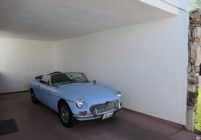 Building Photo - Canyon View Estates,Palm Springs,Furnished, Seasonal Terms