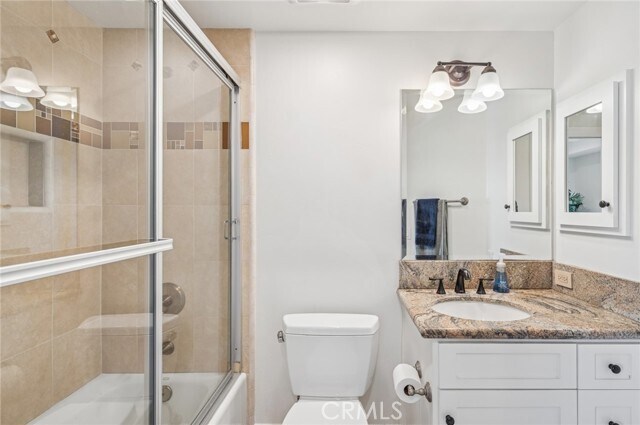 Building Photo - 6111 Seashore Dr
