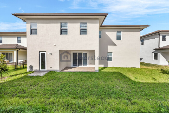 Building Photo - 12276 Green Oak Dr