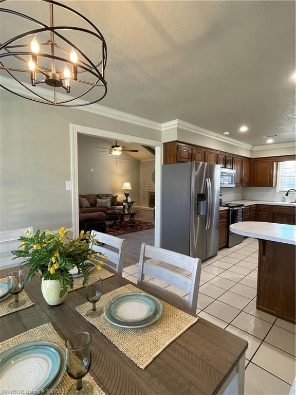 Building Photo - 8908 Stoney Hedge Dr