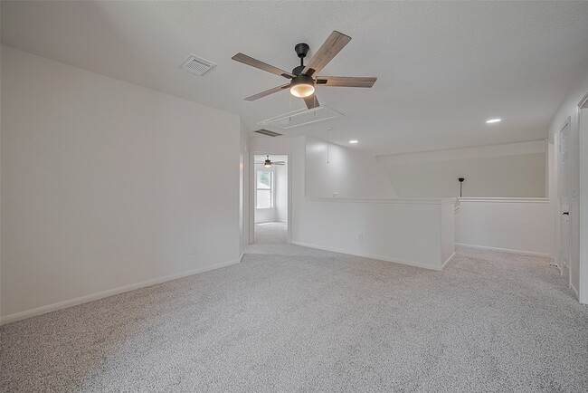 Building Photo - 3223 Candlepine Dr