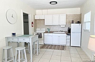 Building Photo - 9092 W Fort Island Trail