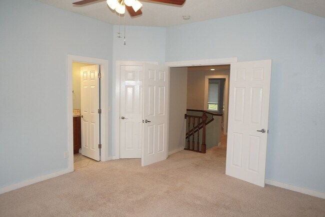 Building Photo - 10602 SW Windsor Pl