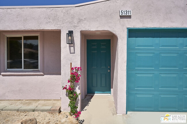 Building Photo - 51311 Avenida Velasco