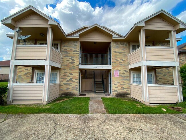 Primary Photo - 1308 Brenda Ln