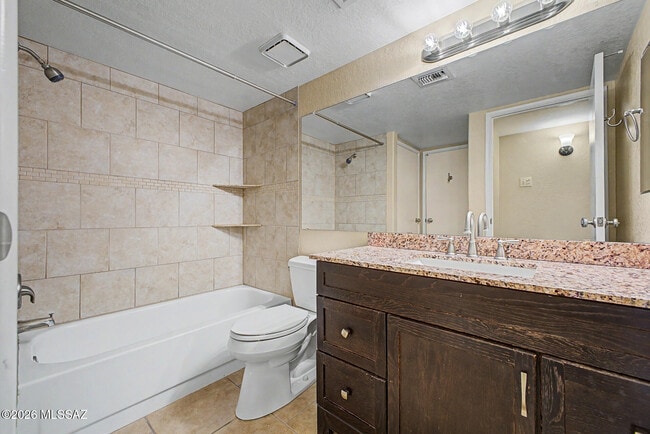 Building Photo - 5250 Woodspring Dr