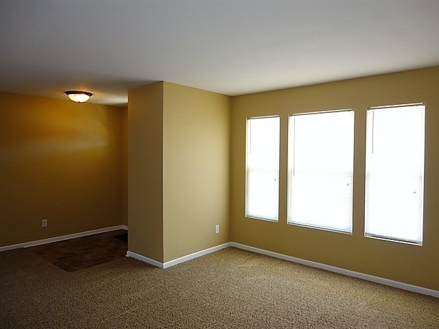 Building Photo - 3126 Hurst St