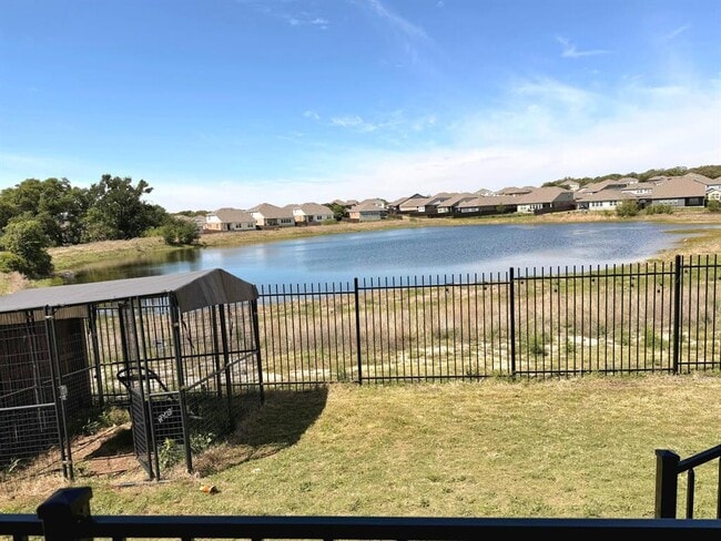 Building Photo - 2520 Four Waters Lp