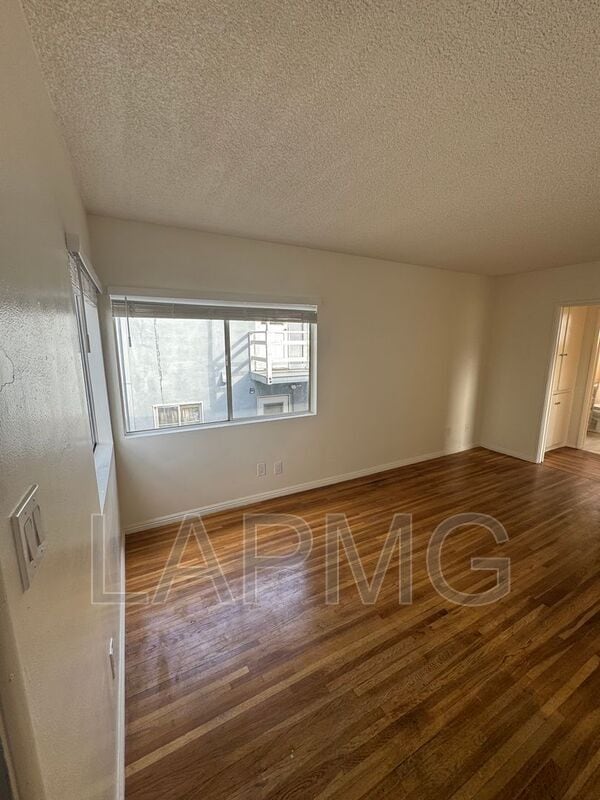 Building Photo - 624 W Riggin St