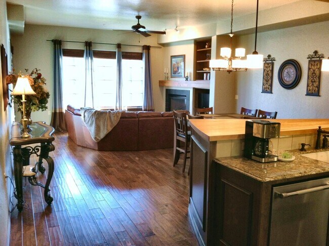 Condo living room - 2056 W Bellerive Ln