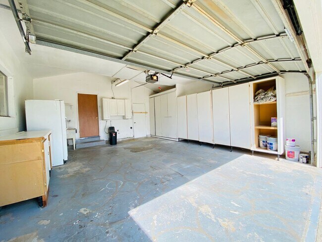 Building Photo - 9635 Titan Rd