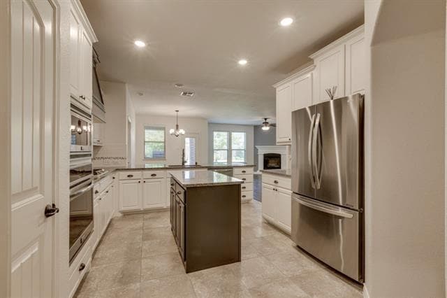 Building Photo - 3022 Maverick Dr