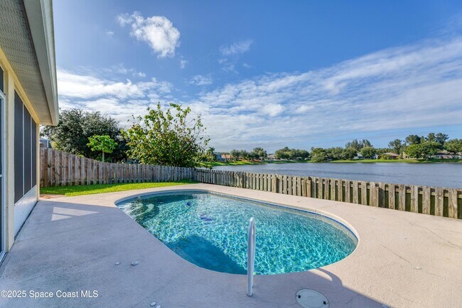 Building Photo - 4540 Bellaluna Dr