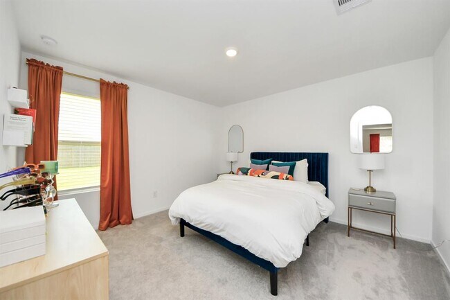Building Photo - 21641 Balzola Ln