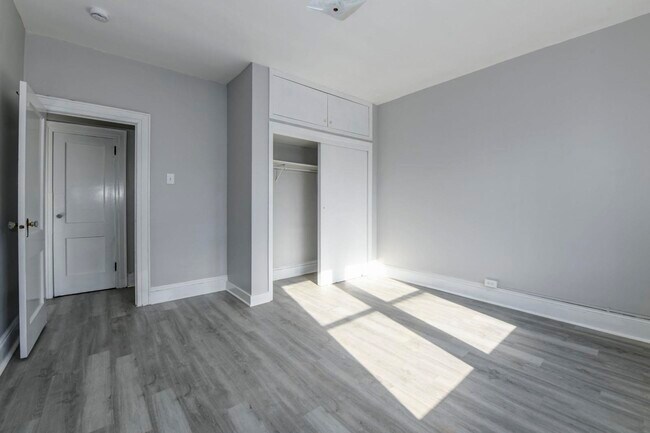 Building Photo - 901 Grand Ave