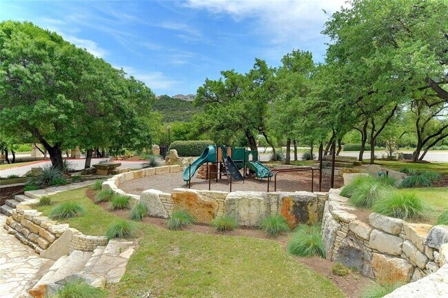 Building Photo - 2717 Coral Valley Dr