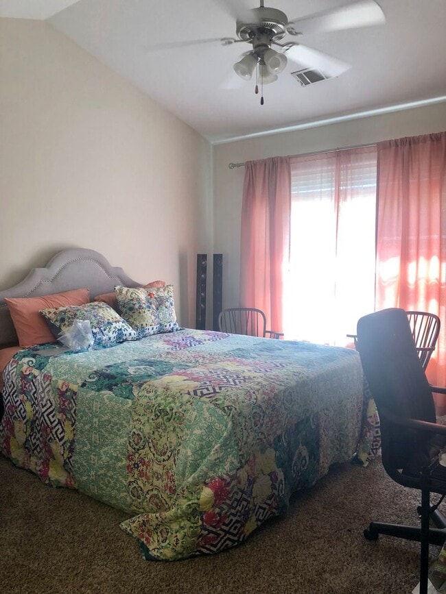 Building Photo - Whitehall Village condo with Flexible move-in