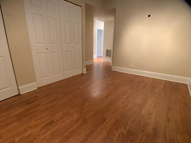 Building Photo - 1144 W Pratt Blvd